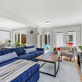 Bodur's Nest Whispering Garden (95762464)