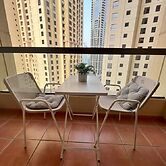 Robin Beach Hostel JBR