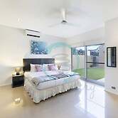 Zen Bayview Bliss - Luxury Mansion