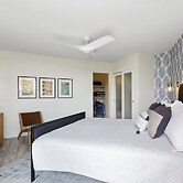 Aloha Chic Penthouse Vistas