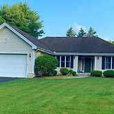 G Cookie's House 3 Bedroom Home by RedAwning