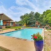 12 Mi to Dtwn: Austin Guest Cottage w/ Pool Access