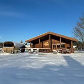 Fjordhygge, Cozy Log Retreat Near Sea & Forest - Sauna & Outdoor Livin