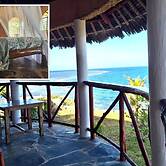 Room in Guest Room - Eagle Suite 38m2 in Villa 560 m2, Indian Ocean Vi