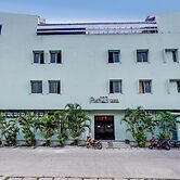 OYO 92636 Paris Garden