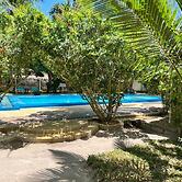 Laguna Palace Michamvi Kae