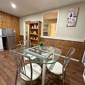 Cottage Charm with Nearby Shopping