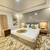 Desert Paradise Hotel