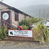The Crossing Lodge and Backpackers