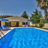 Nyktelia Holiday Villa