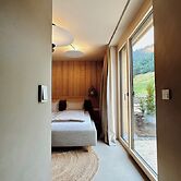 4 Monkeys Apartments