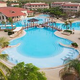 The Signature Level at Grand Palladium Imbassaí Resort & Spa