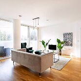 Modern Chiswick Apartment