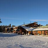 Bear Lodge Resort