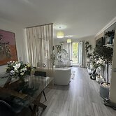 Charming Mi Casa Es Tu Casa 2-bed in Dagenham
