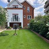 Hybrid Resi - New Malden