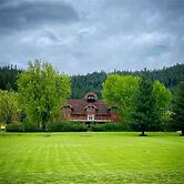 Silverton Mountain Manor