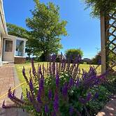2 Bed Retreat With Amazing Sea Views in Brighton