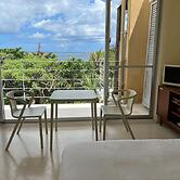 Blue Cave Hotel in Green