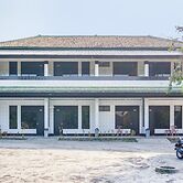 SPOT ON 91797 Mutiara Guest House