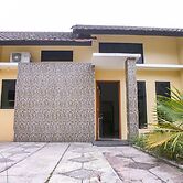 OYO 3438 Pasir Padi Inn Syariah