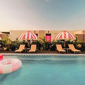 Privada Stays - Private Pools & Colorful-Chic Boutique Hotel