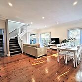 Comfy 4 Bedroms Corner House