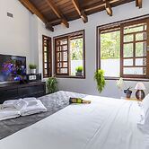 Casa Charmosa com Piscina - Barra do Una