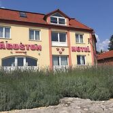 City Hotel Agoston
