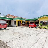 OYO 92534 Fajar Indah Guest House