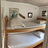 Cozy and Private 3-bed House With Bath Roslagen