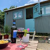 St. Kew Shepherd Huts
