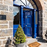 8 Bedroomed House Steeped in History