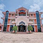 OYO 92551 Netra Hotel