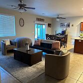 Spacious Desert Retreat With Breathtaking Views 2 Bedroom Home by RedA