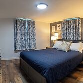 3BedroomApt Pool CampFire PlayArea