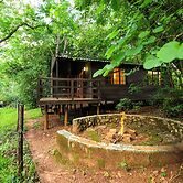 Buhleni Farm & Chalets