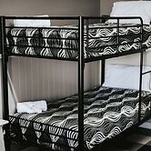The Rix Hotel Motel