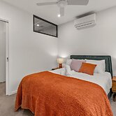 StayCentral Brunswick Central Townhouse