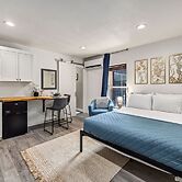 The Fox Den in Old Town! Pool, Sauna & Game Room