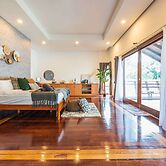 30Pax 5BR Luxurious 57ft Pool KL