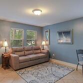 Delightful 2-bedroom, 1-bath Home Near Biloxi's Scenic Back Bay