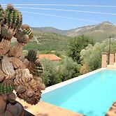 Villa Oasis Pool and Nature