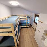 Square Apartment in Ponte di Legno