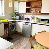 Central Falkirk 3 Bedroom Apartment