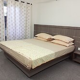 Transit Nest - Near Madurai Airport