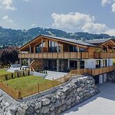 Platzhirsch First Class Living