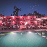 Compay Hostel La Pedrera