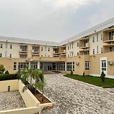 Golden Alpine Hotel & Resort