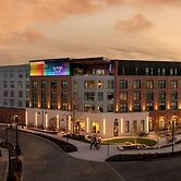 Trilith Guesthouse, Fayetteville, GA, A Tribute Portfolio